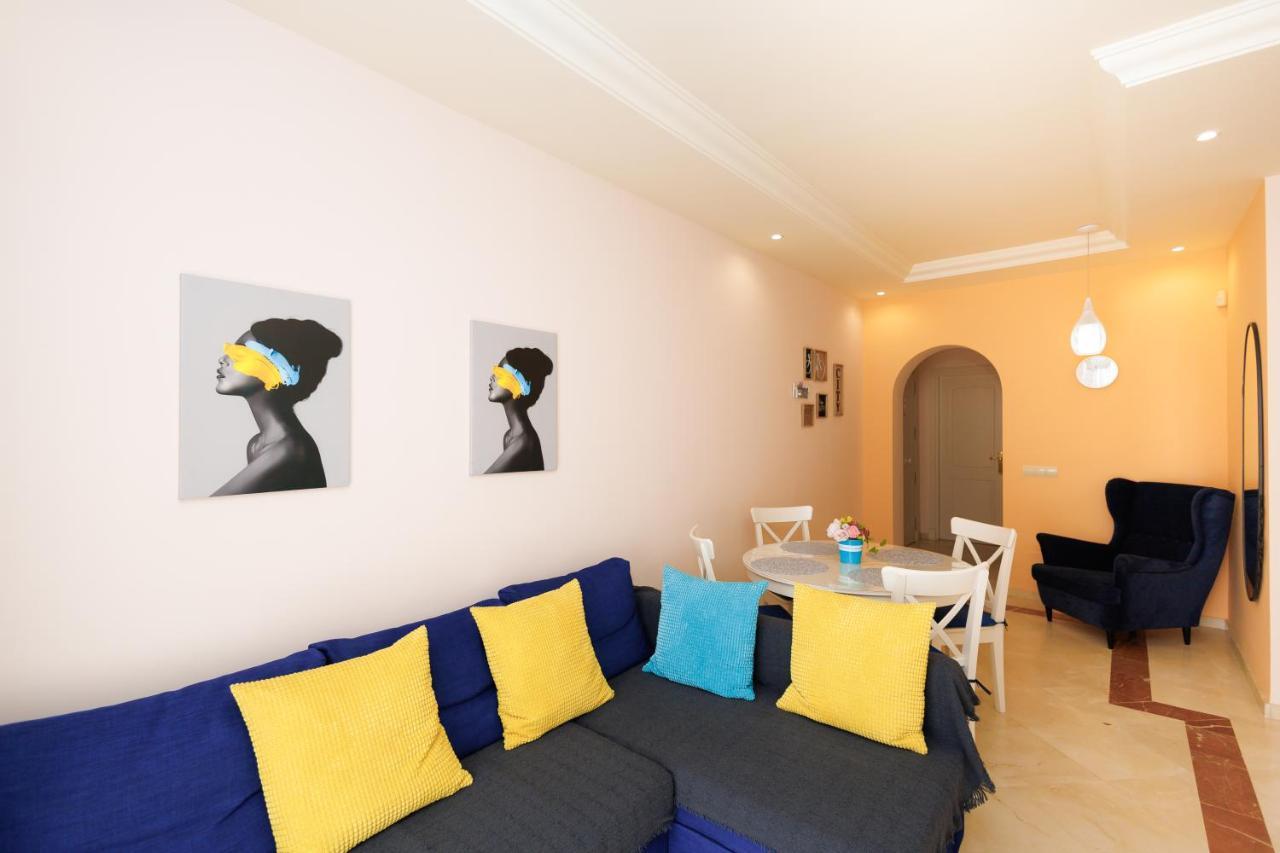 Two-Room Apartment In Elviria Near The Beach With Parking マルベーリャ エクステリア 写真